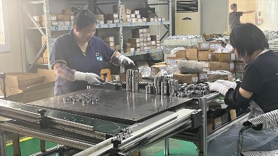 機床配（pèi）對角接觸軸承如何選擇合適的精（jīng）度？