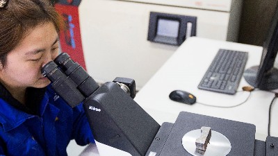 37年軸承老師傅談談：機器（qì）人關節軸承的應用！